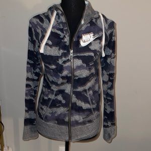 Nike camo zip up hoodie